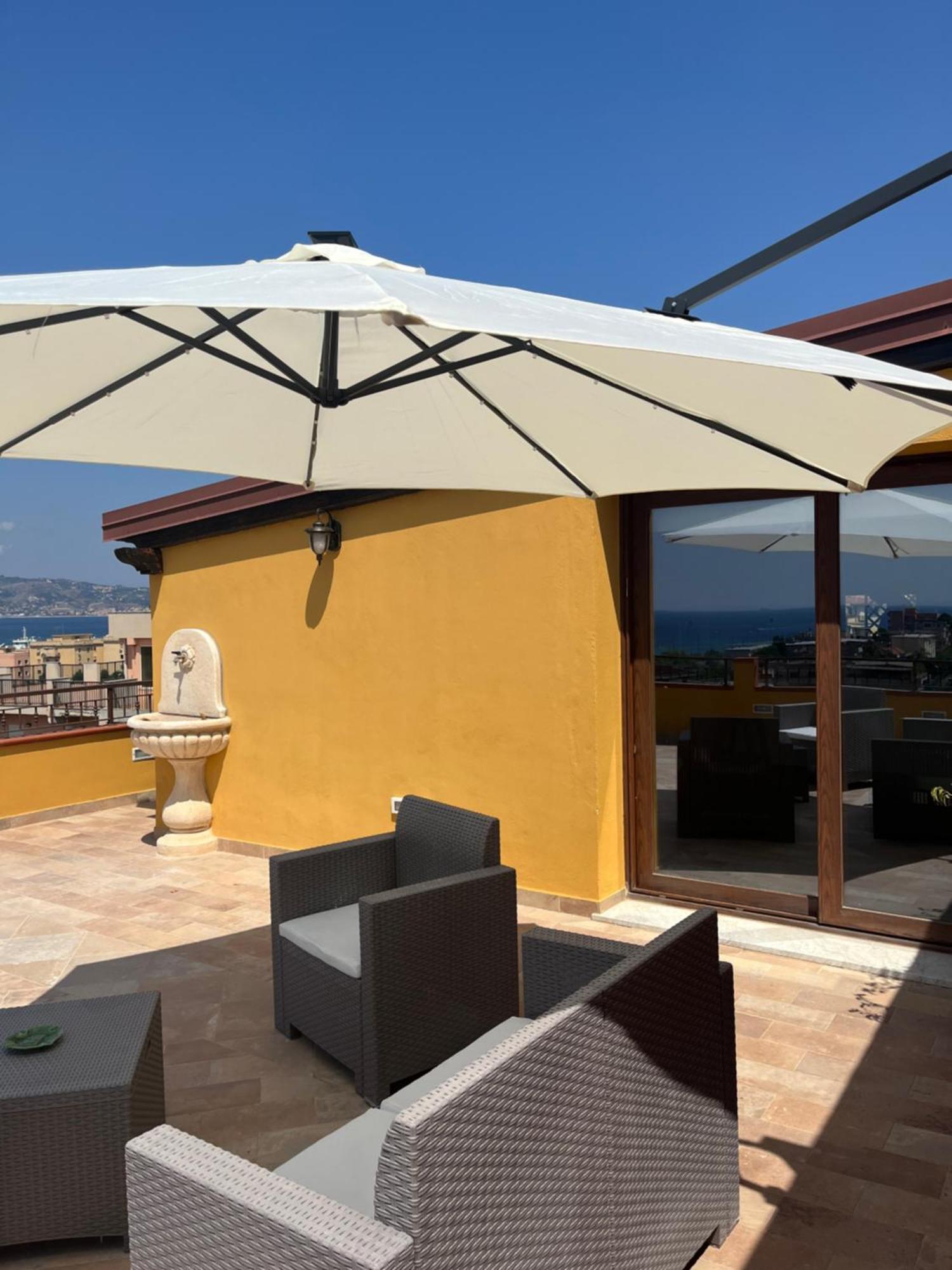 B&B Around The World Villa San Giovanni Exterior foto