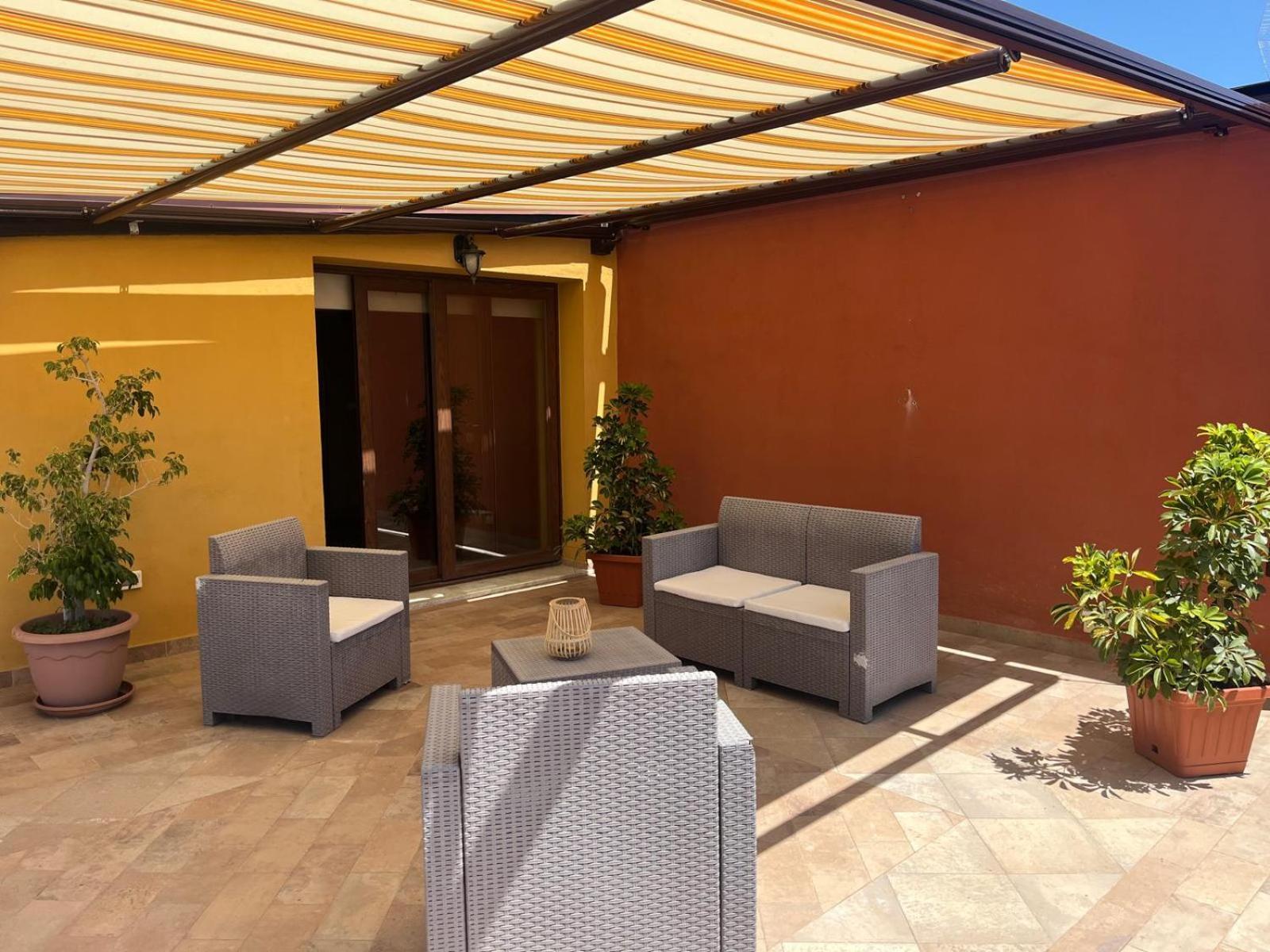 B&B Around The World Villa San Giovanni Exterior foto